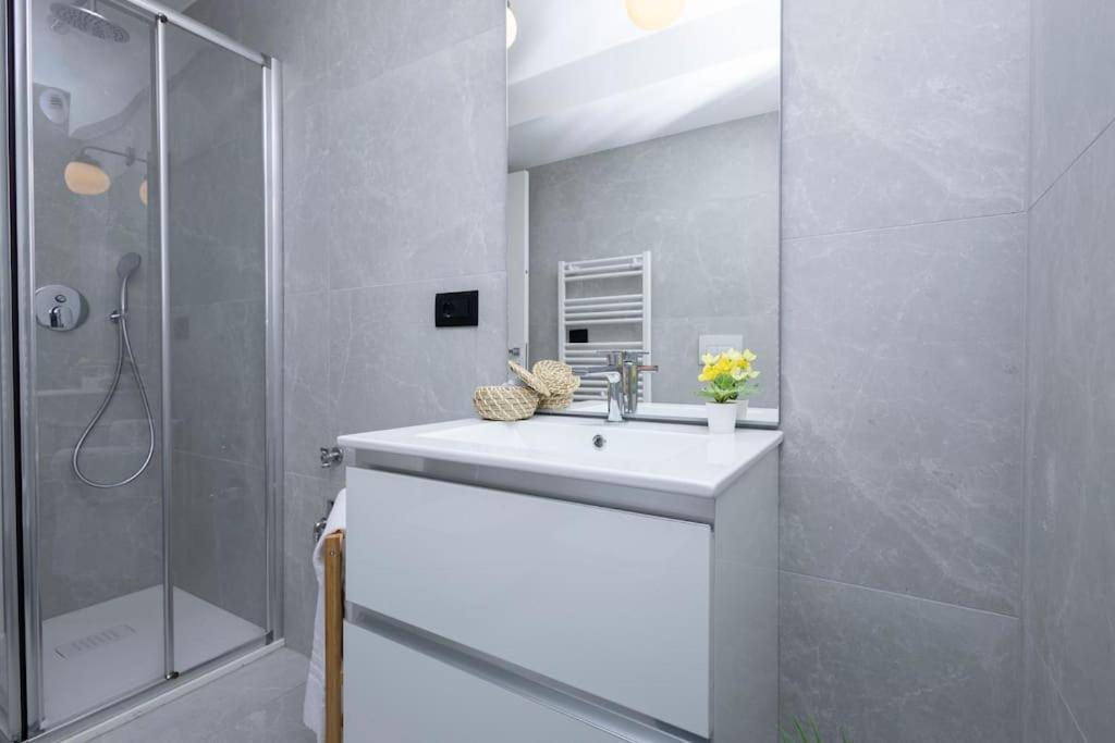 Darsena Charming Apartment By 101Flats Milan Extérieur photo